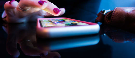 Мобилно онлајн казино: апликации или верзии на прелистувач?
